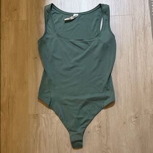 lululemon athletica wundermost ultrasound soft nulu square neck bodysuit